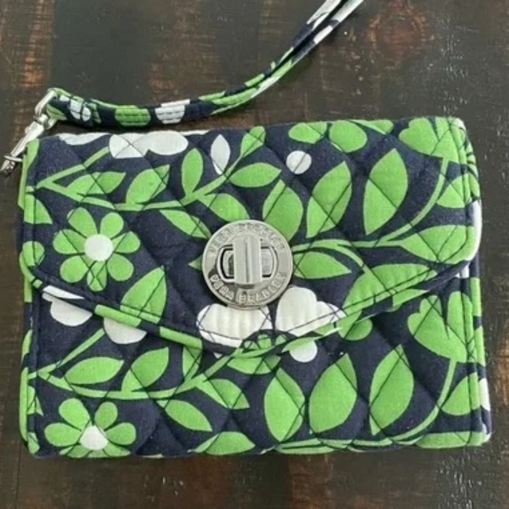 NWOT Vera Bradley Wallet Lucky You Pattern